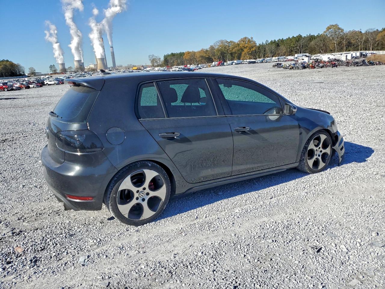 Volkswagen GTI Image 6