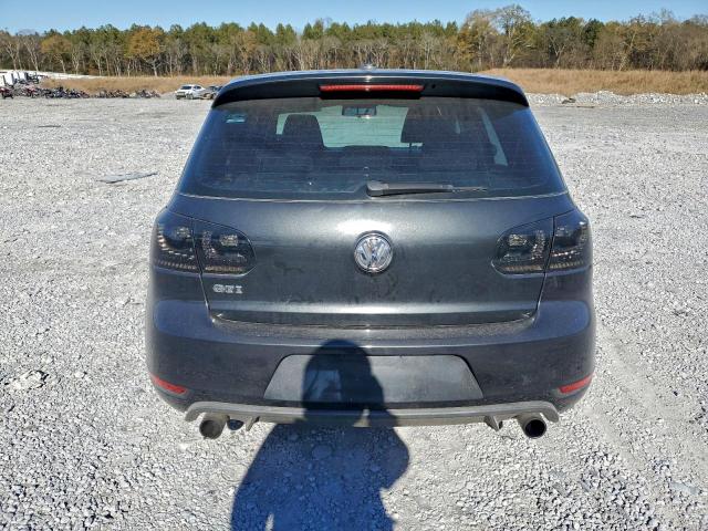 Volkswagen GTI Image 10