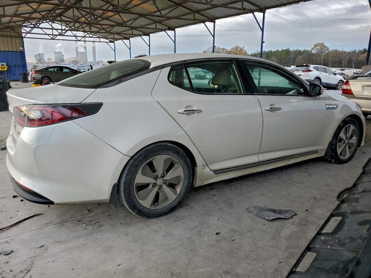 Kia Optima Hybrid Image 8