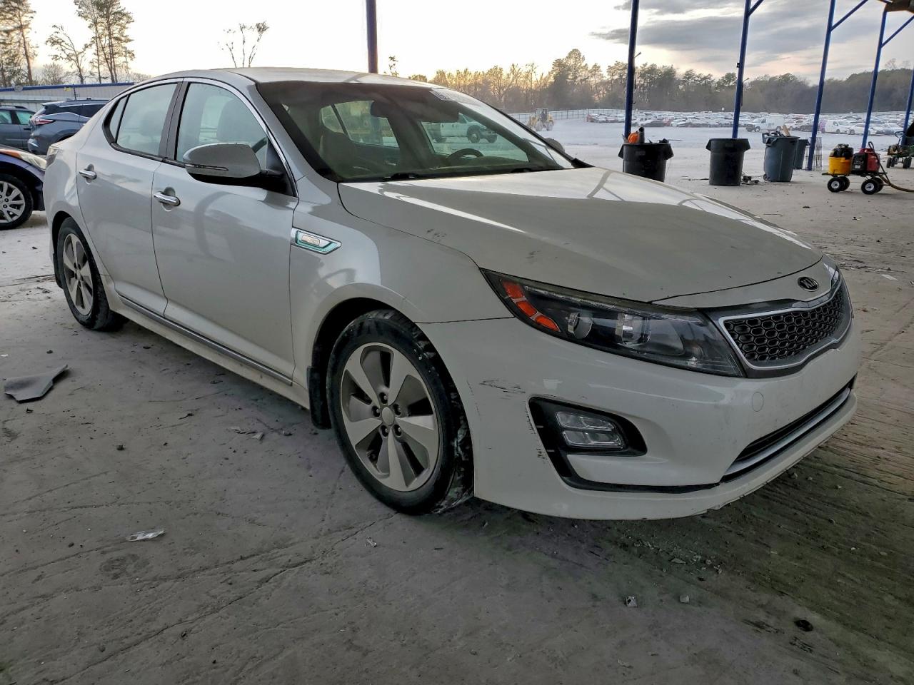 Kia Optima Hybrid Image 5
