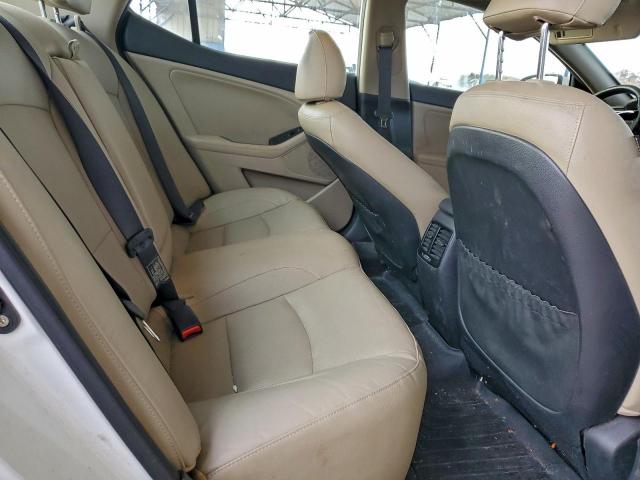 Kia Optima Hybrid Image 10