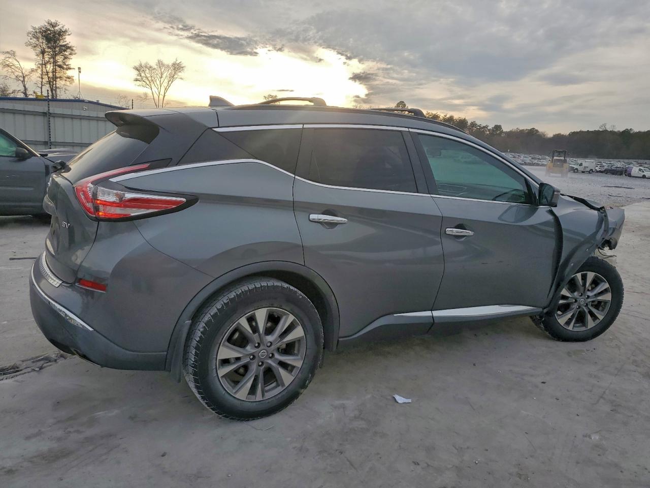 Nissan Murano S Image 8