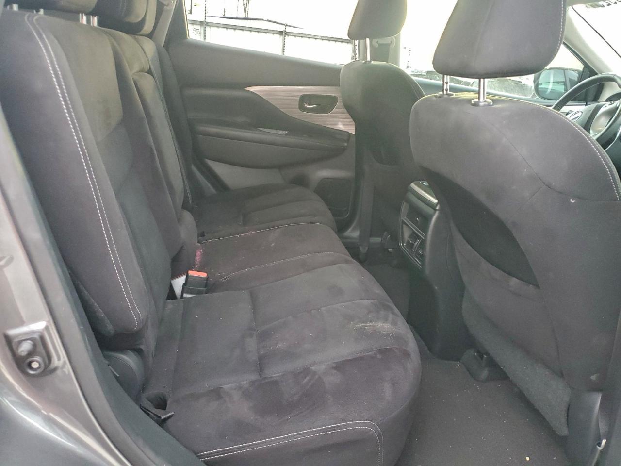 Nissan Murano S Image 5