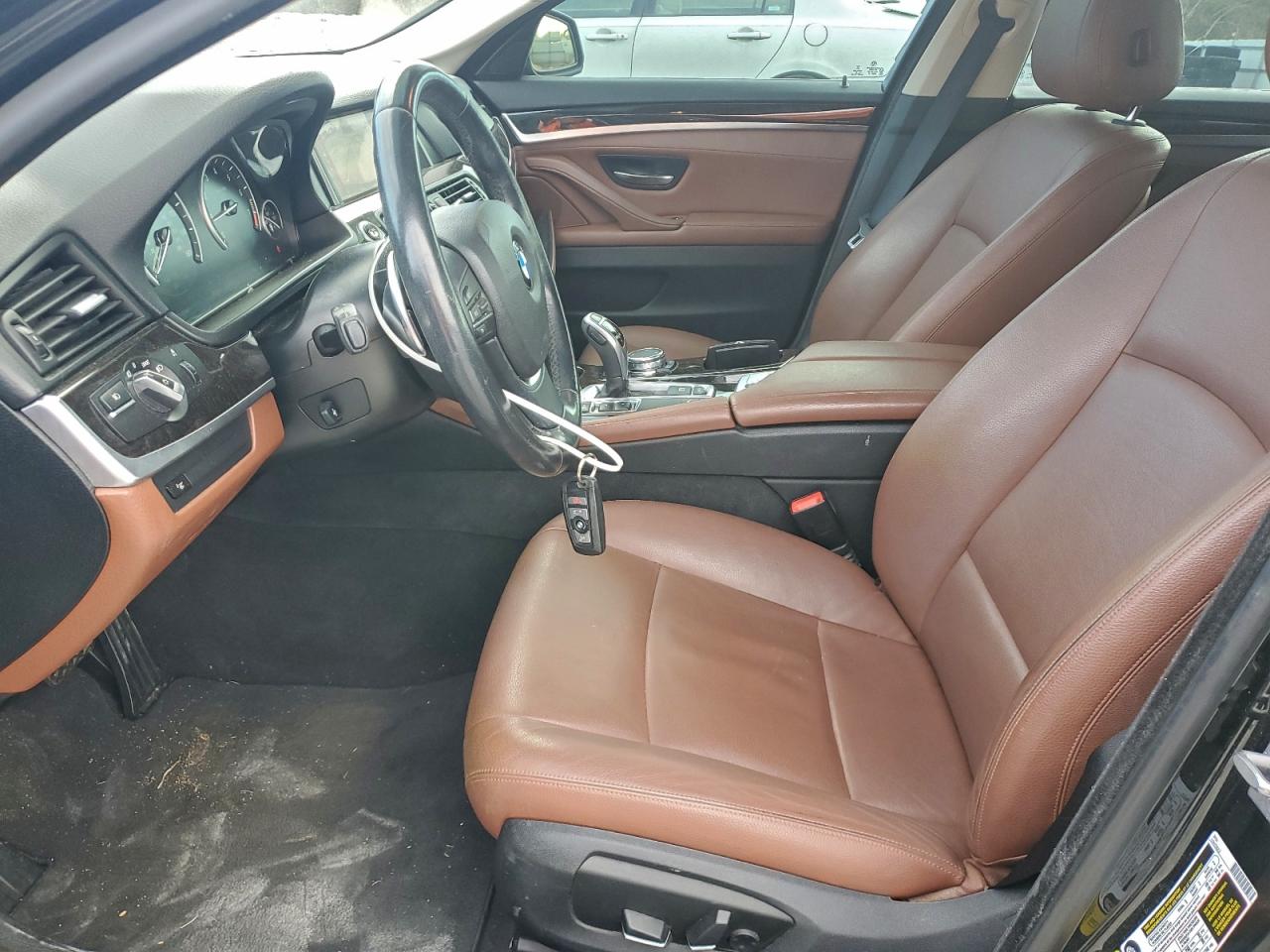 BMW 5 Series I Image 9