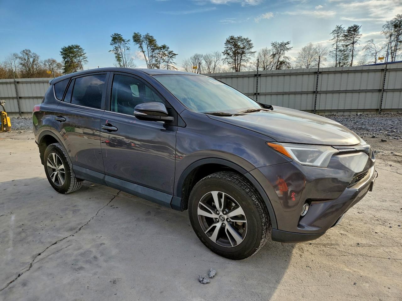 Toyota RAV4 Adventure Image 12