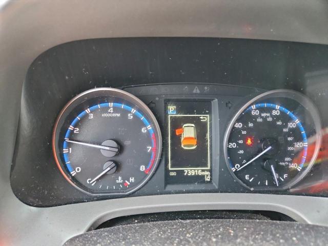 Toyota RAV4 Adventure Image 2