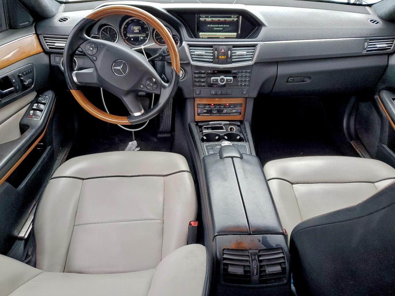 Mercedes-Benz E-Class 350 4matic Image 10