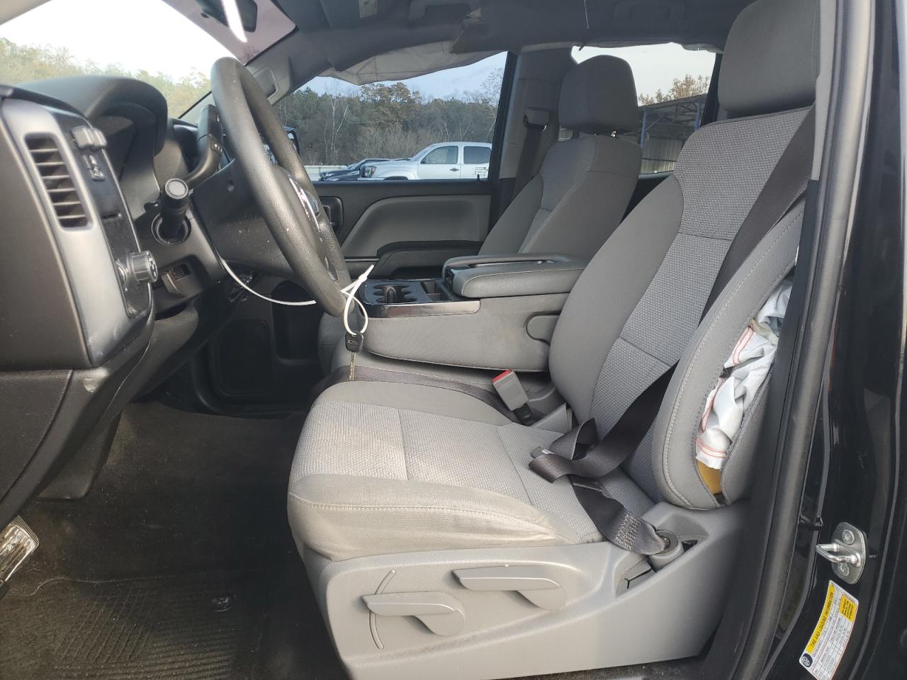 GMC Sierra C1500 Image 11