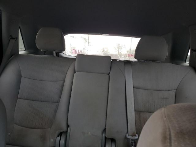 Kia Sorento Base Image 9