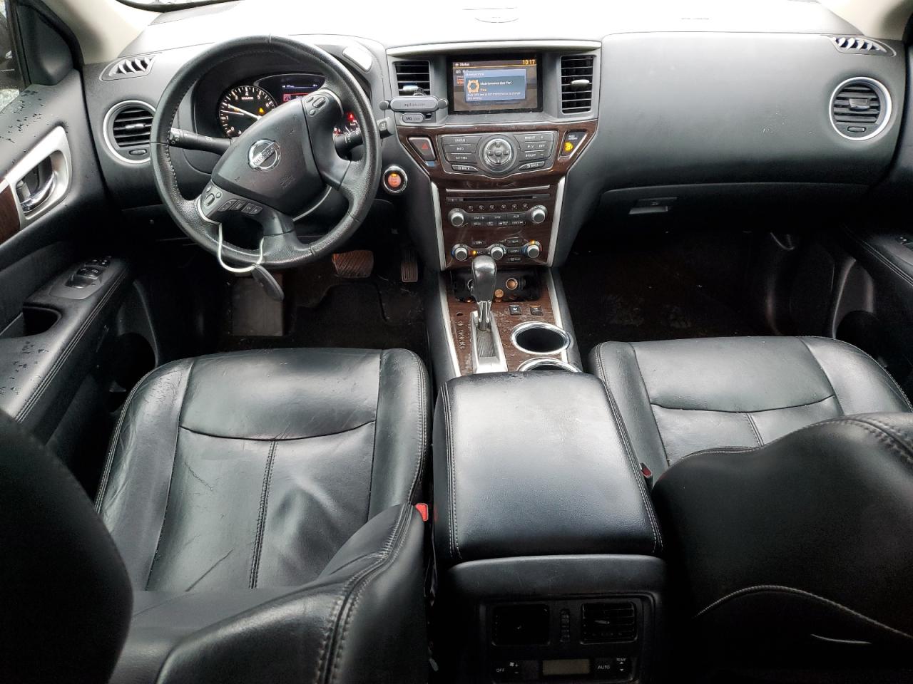 Nissan Pathfinder S Image 12