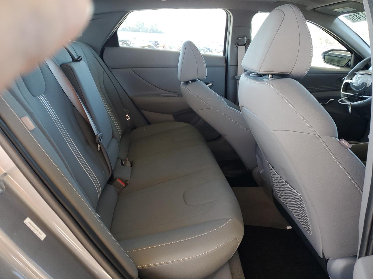 Hyundai ELANTRA Sel Image 6