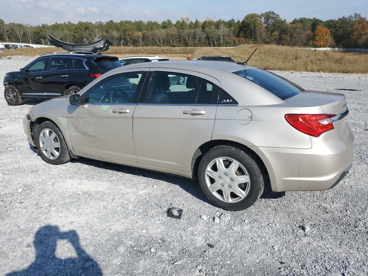 Chrysler 200 Lx Image 10