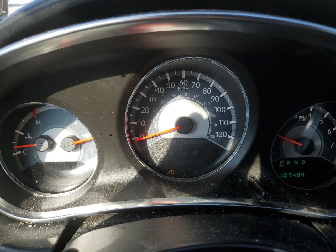 Chrysler 200 Lx Image 5