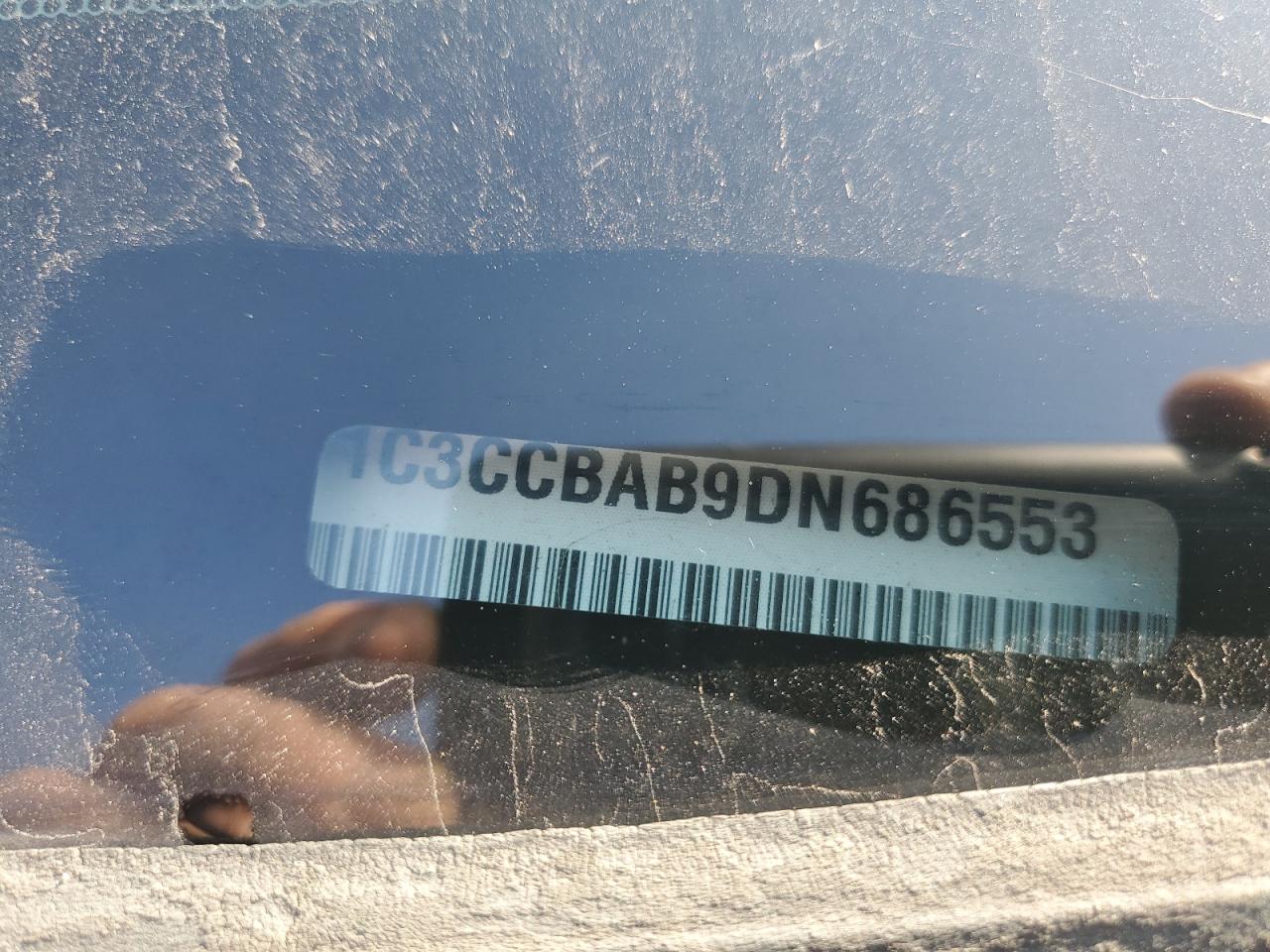 Chrysler 200 Lx Image 8