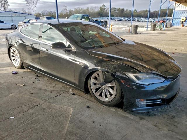 Tesla Model S Image 5