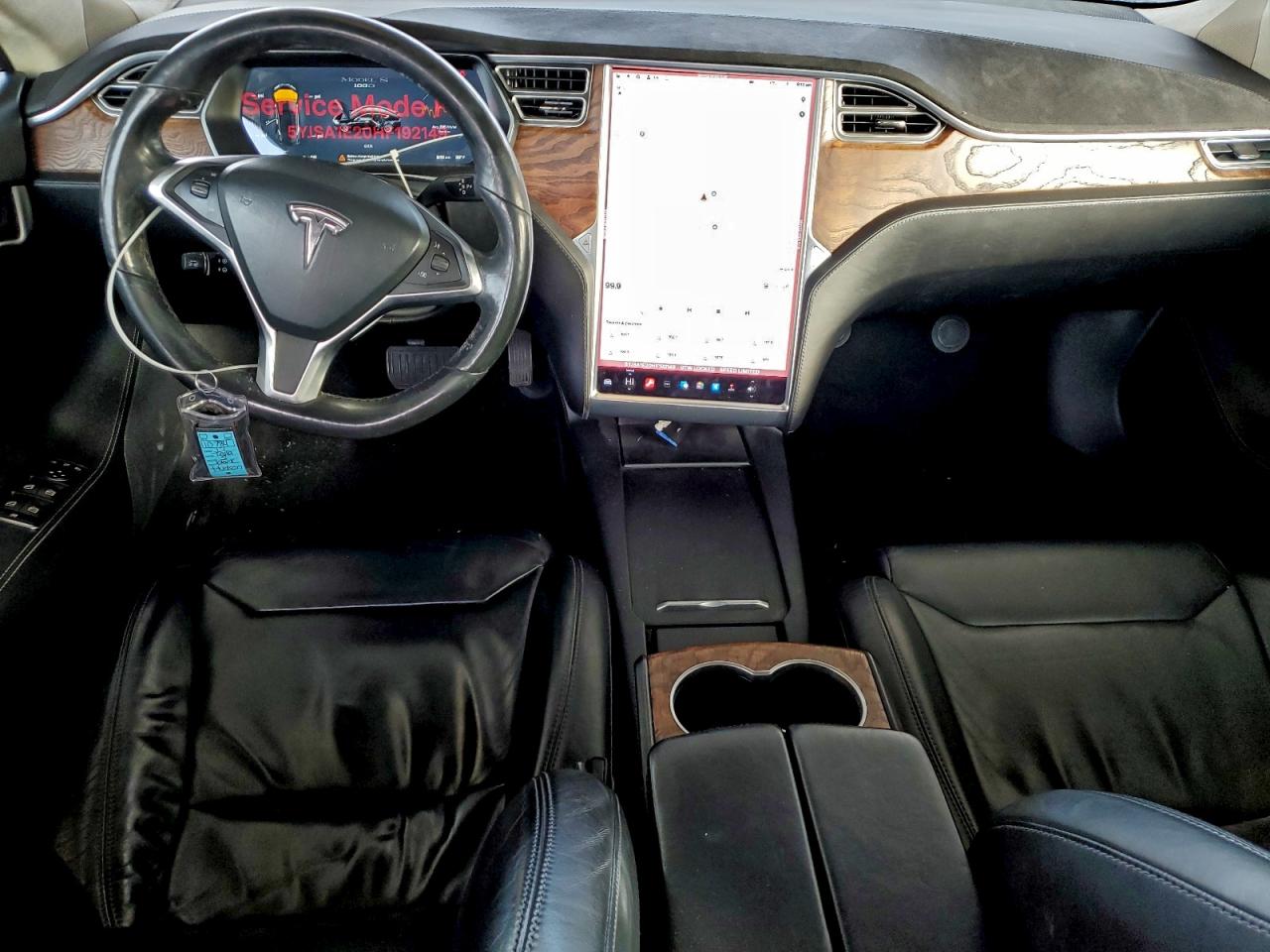 Tesla Model S Image 6