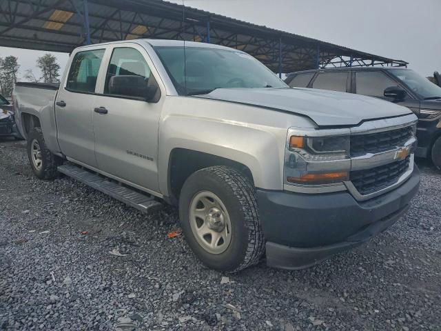 Chevrolet Silverado C1500 Image 3