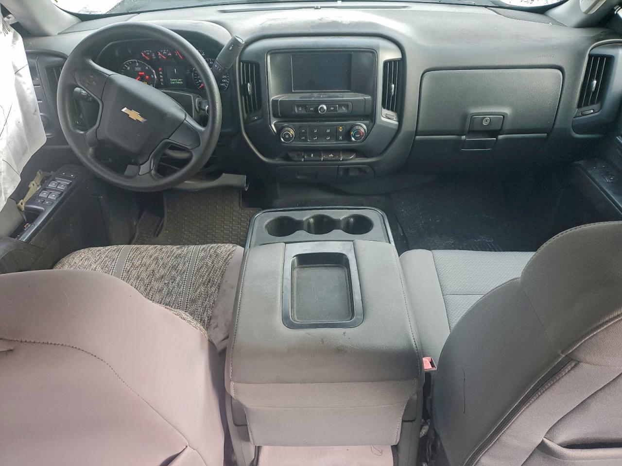 Chevrolet Silverado C1500 Image 5