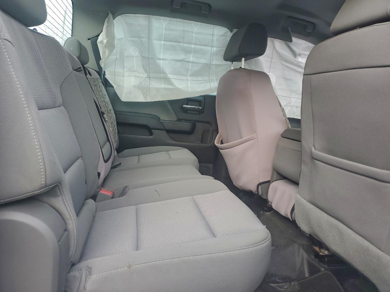 Chevrolet Silverado C1500 Image 10