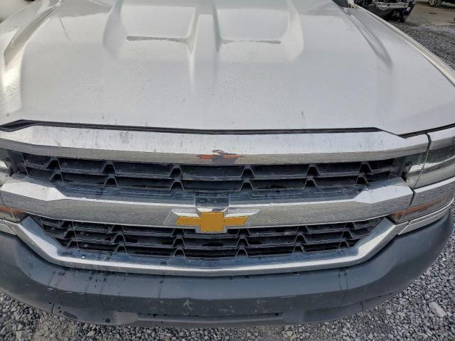 Chevrolet Silverado C1500 Image 8