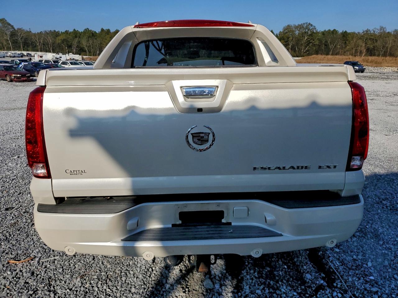 Cadillac Escalade Ext Image 4