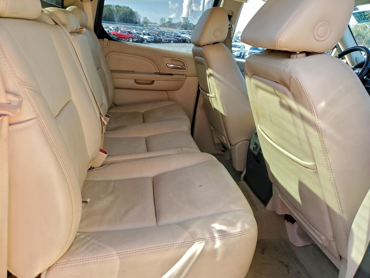 Cadillac Escalade Ext Image 7