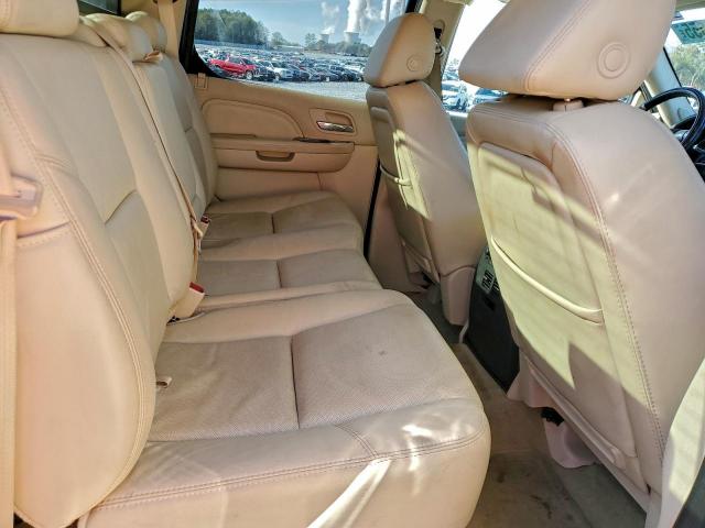 Cadillac Escalade Ext Image 7