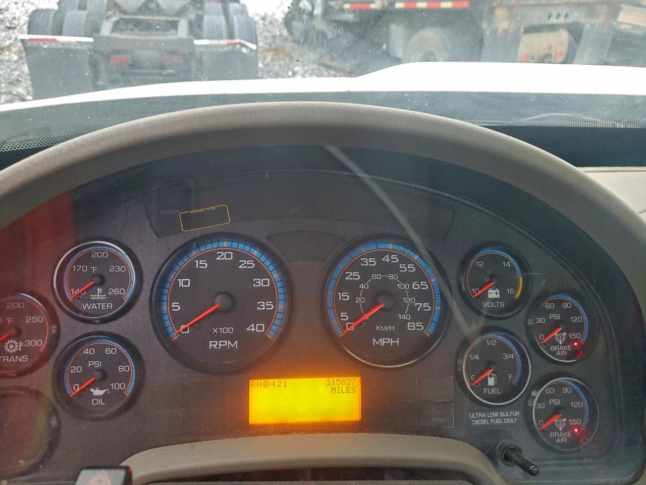 International 4300 4300 Image 7