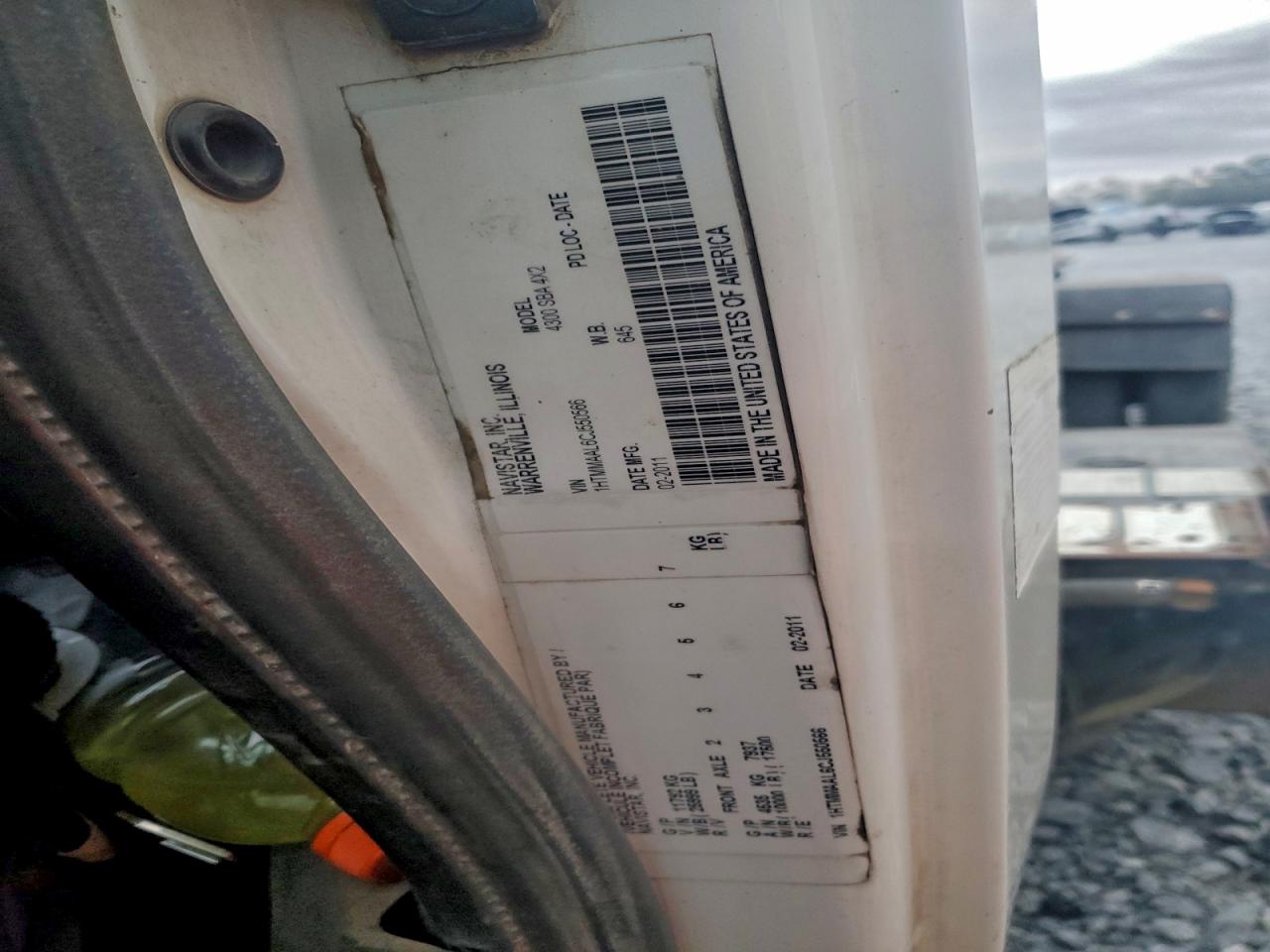 International 4300 4300 Image 8