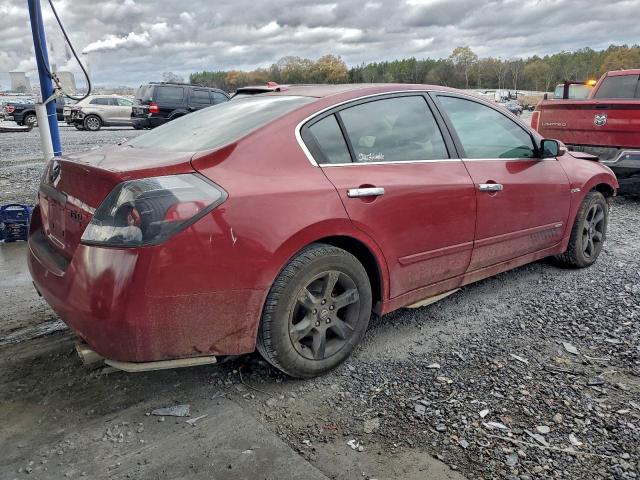 Nissan Altima 3.5se Image 2
