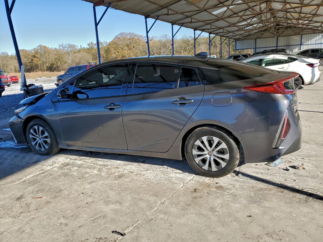 Toyota Prius Le Image 2