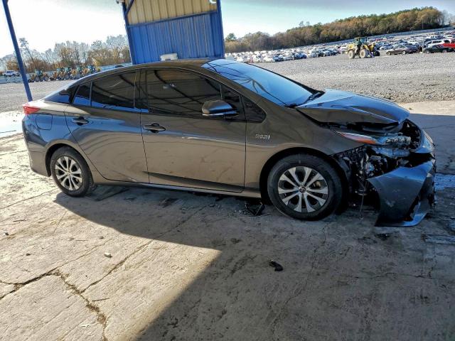 Toyota Prius Le Image 3