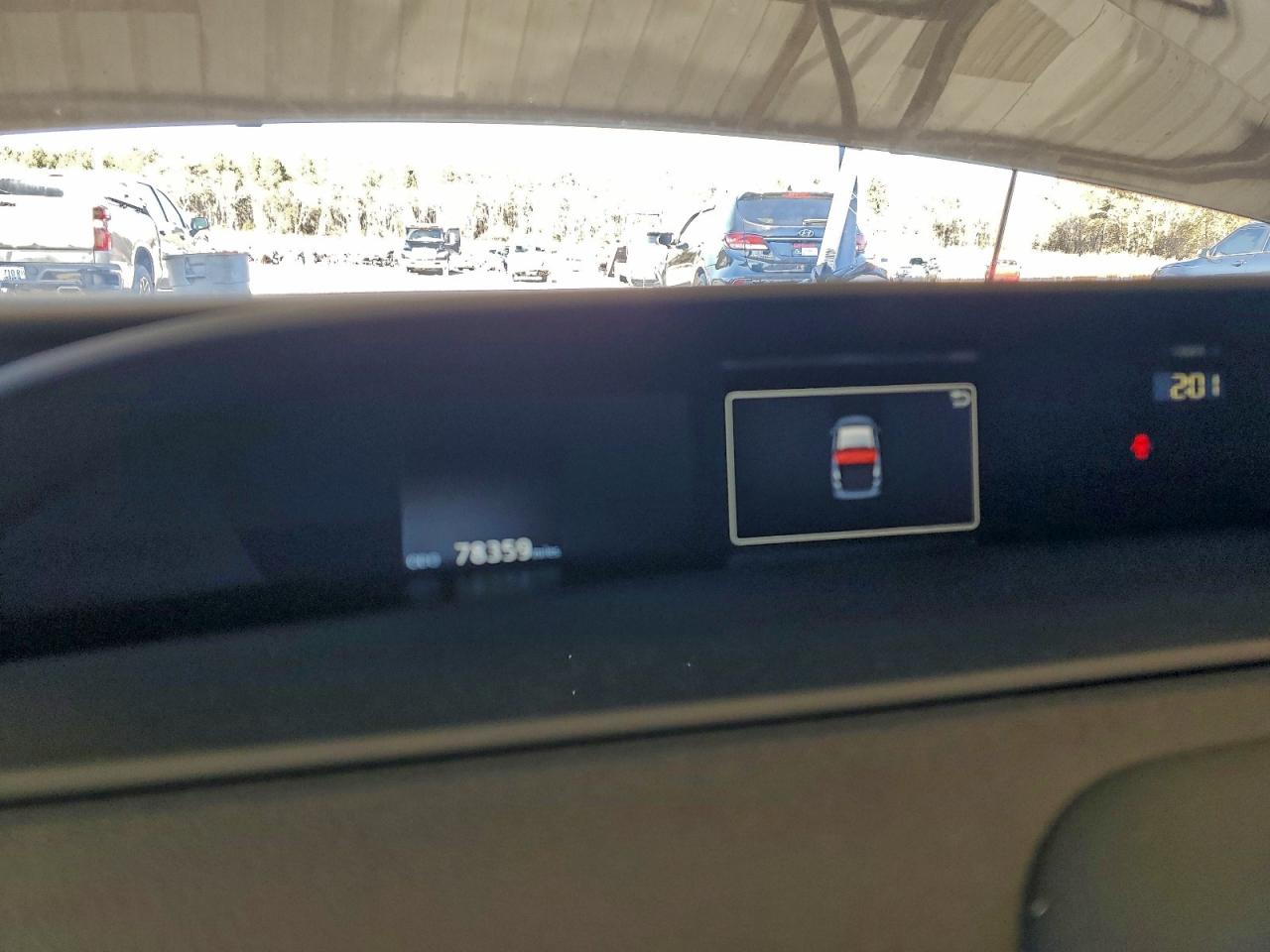 Toyota Prius Le Image 12