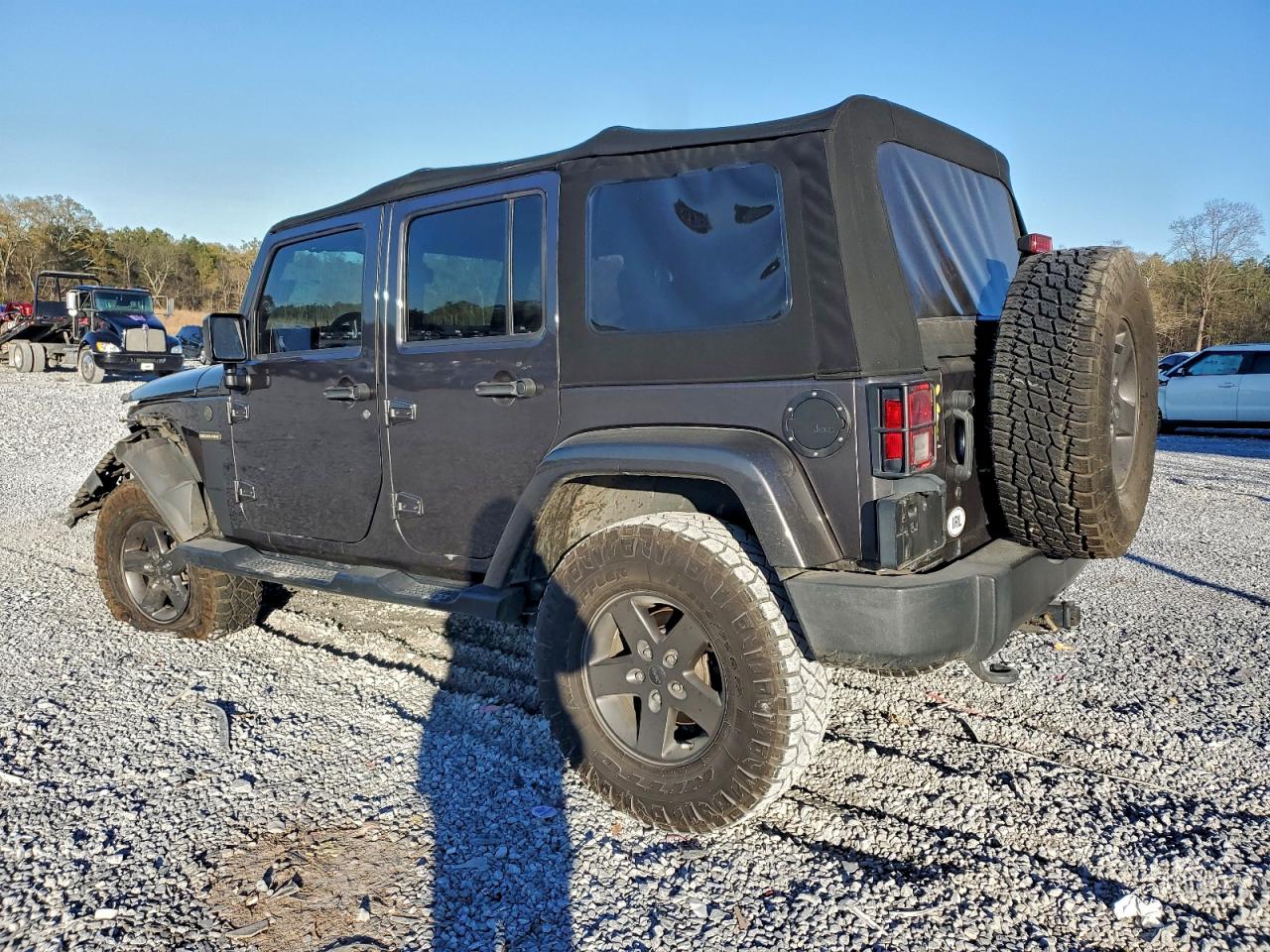 Jeep Wrangler Sport Image 2
