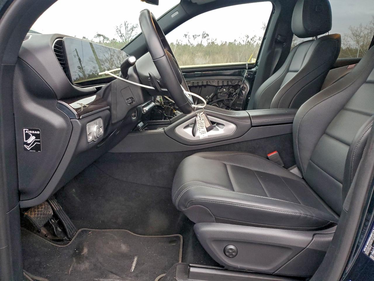 Mercedes-Benz GLE 350 Image 2