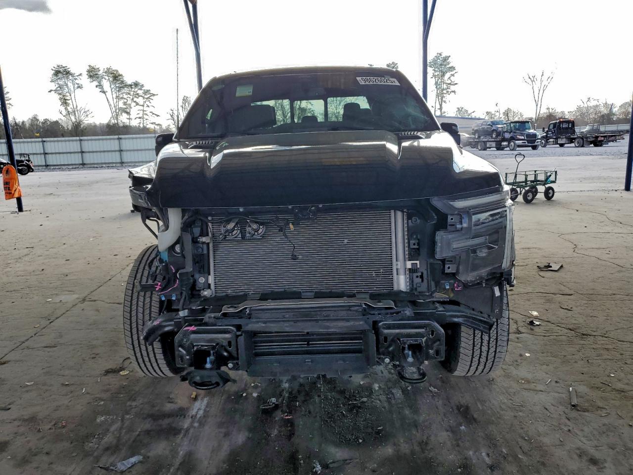 Ford F-150 Platinum Image 8