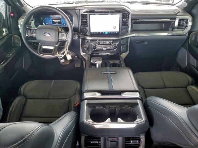 Ford F-150 Platinum Image 6