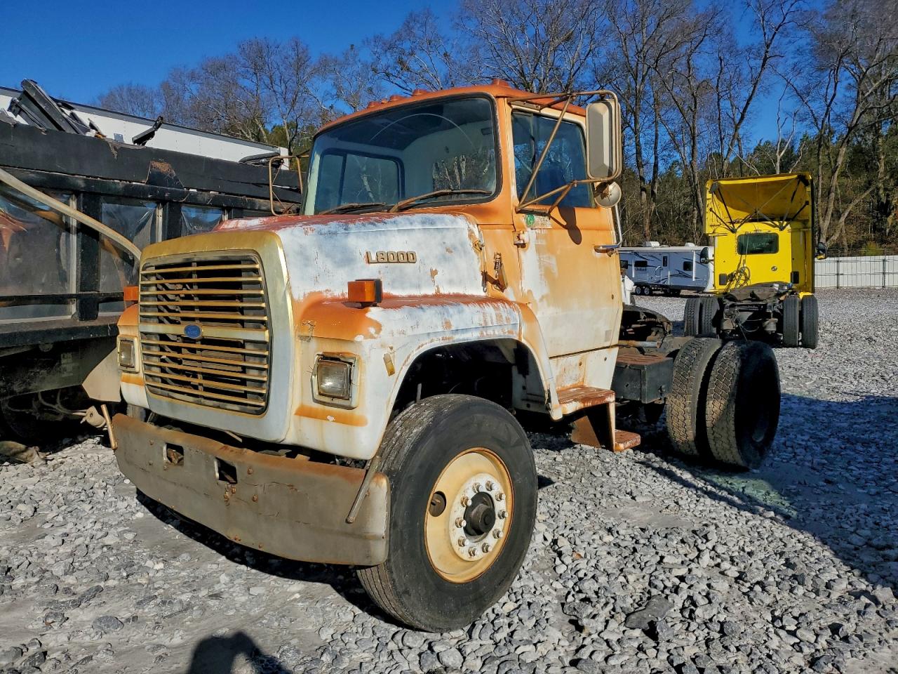 Ford L Series Ln8000 Image 2