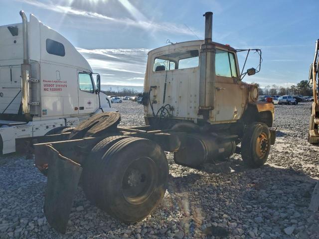 Ford L Series Ln8000 Image 10