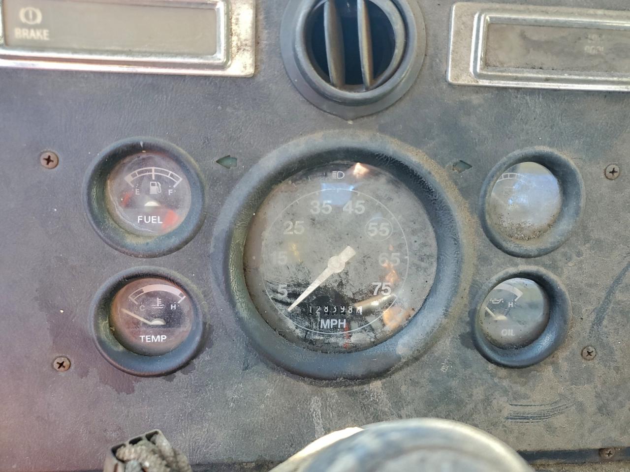 Ford L Series Ln8000 Image 3