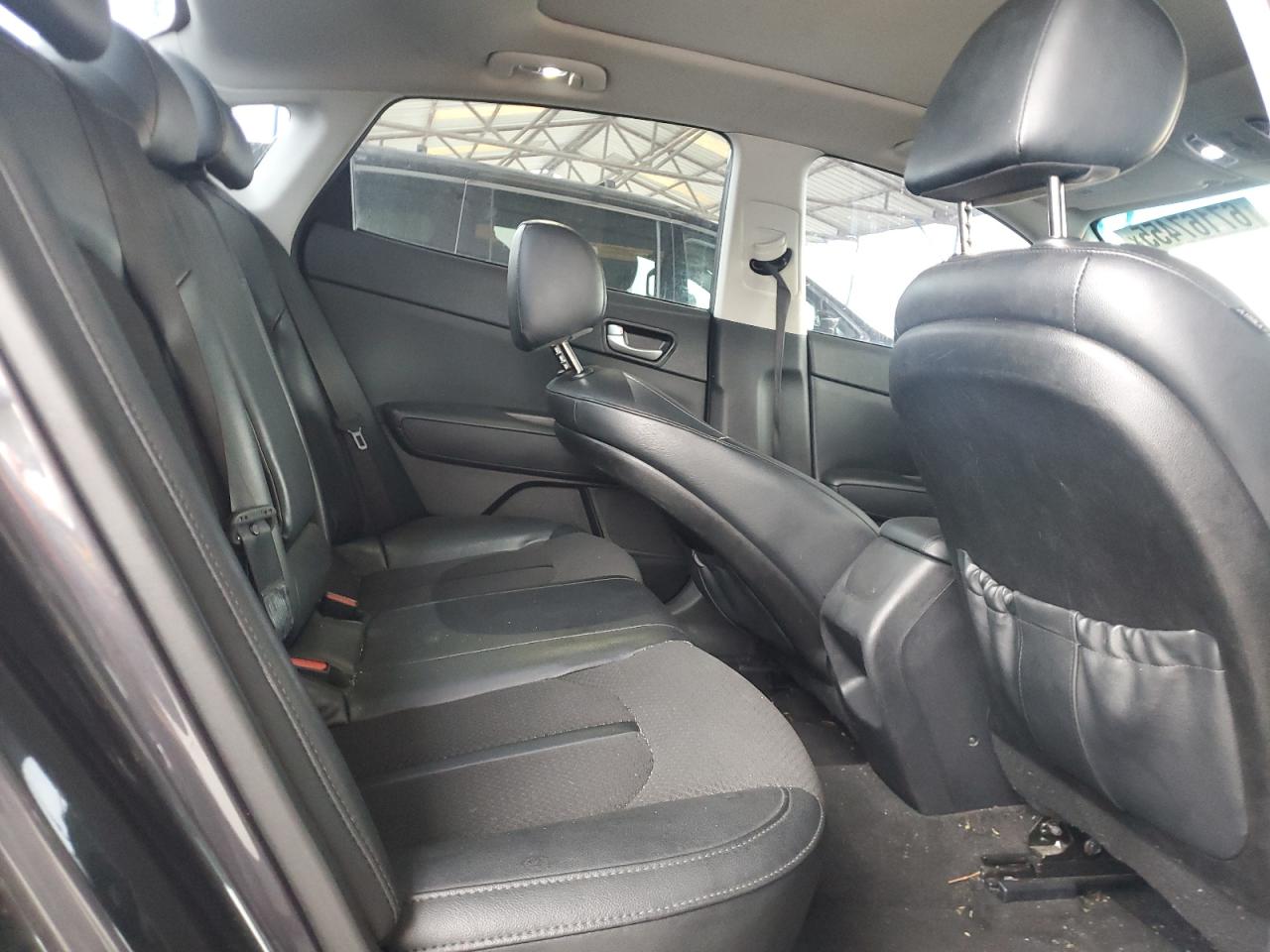 Kia Optima Lx Image 3