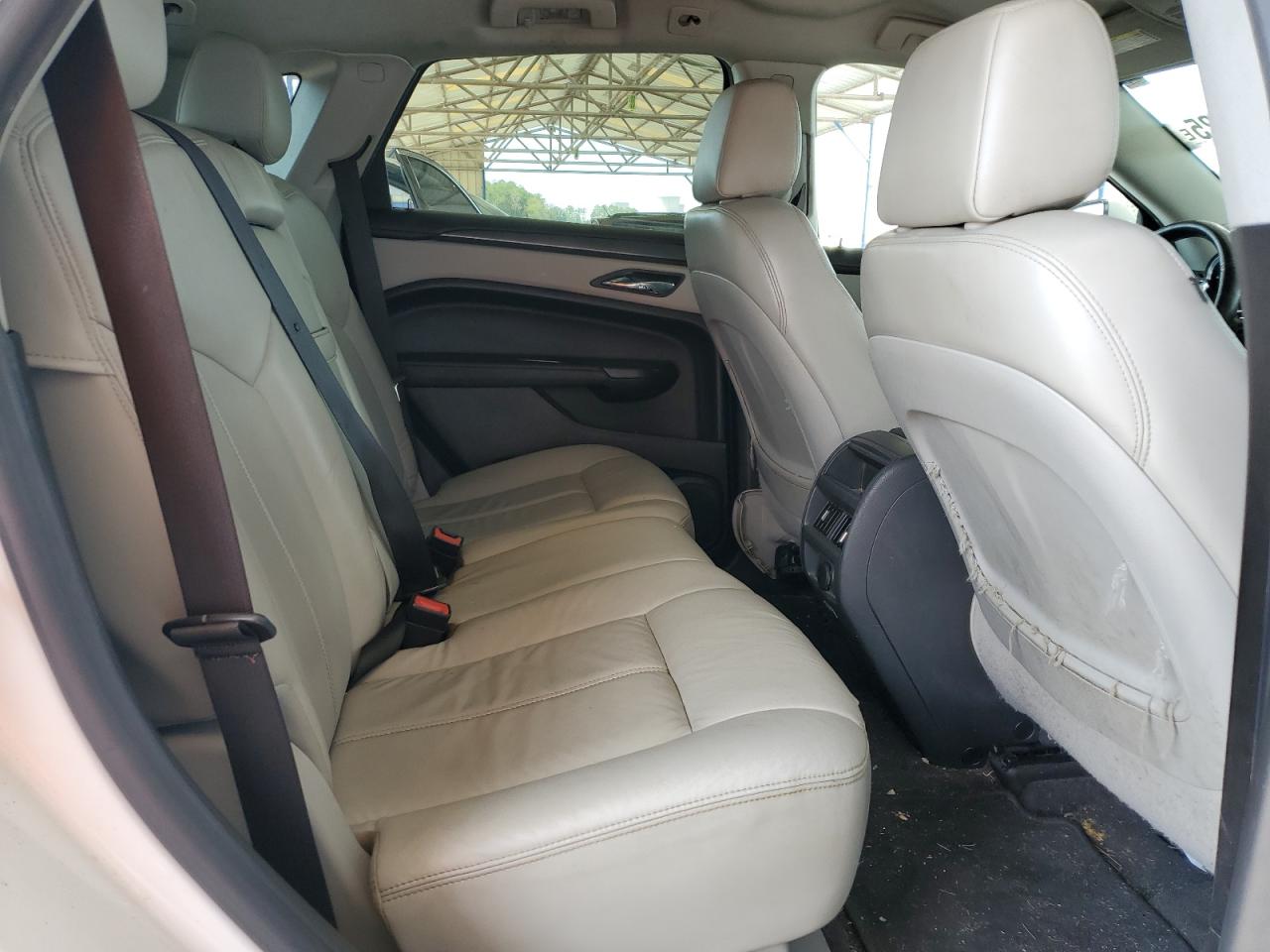 Cadillac SRX Image 10