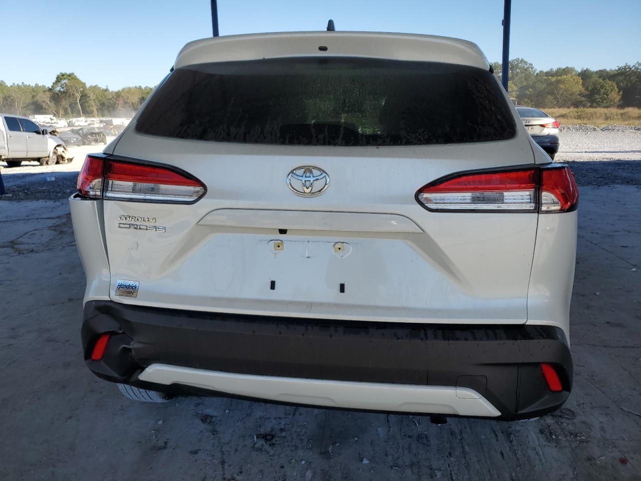 Toyota Corolla L Image 10