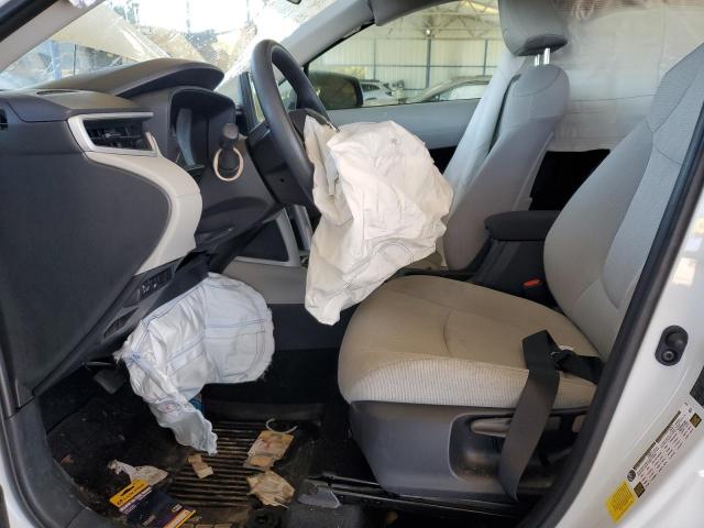 Toyota Corolla L Image 12