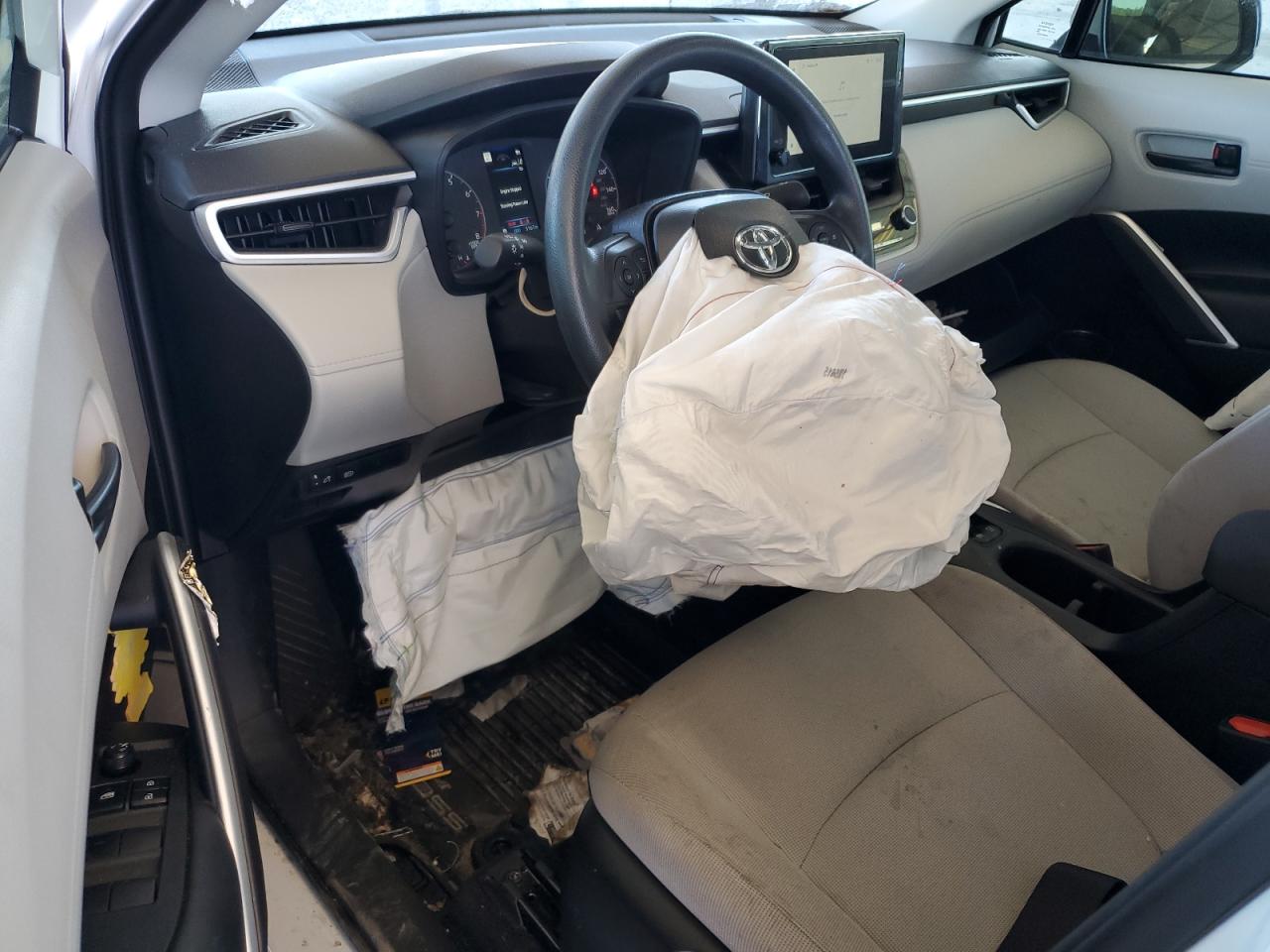 Toyota Corolla L Image 5