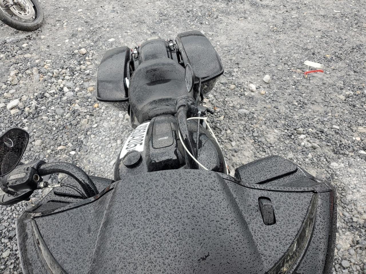 Harley-Davidson Fltrxst Image 4