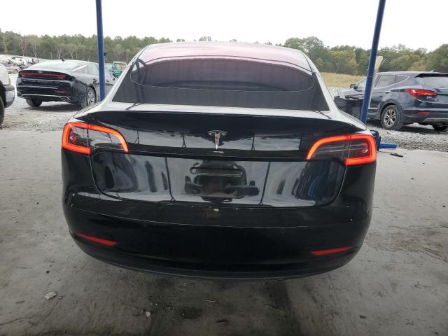 Tesla Model 3 Image 9