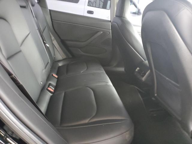 Tesla Model 3 Image 11