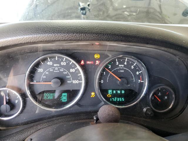 Jeep Wrangler Sahara Image 9