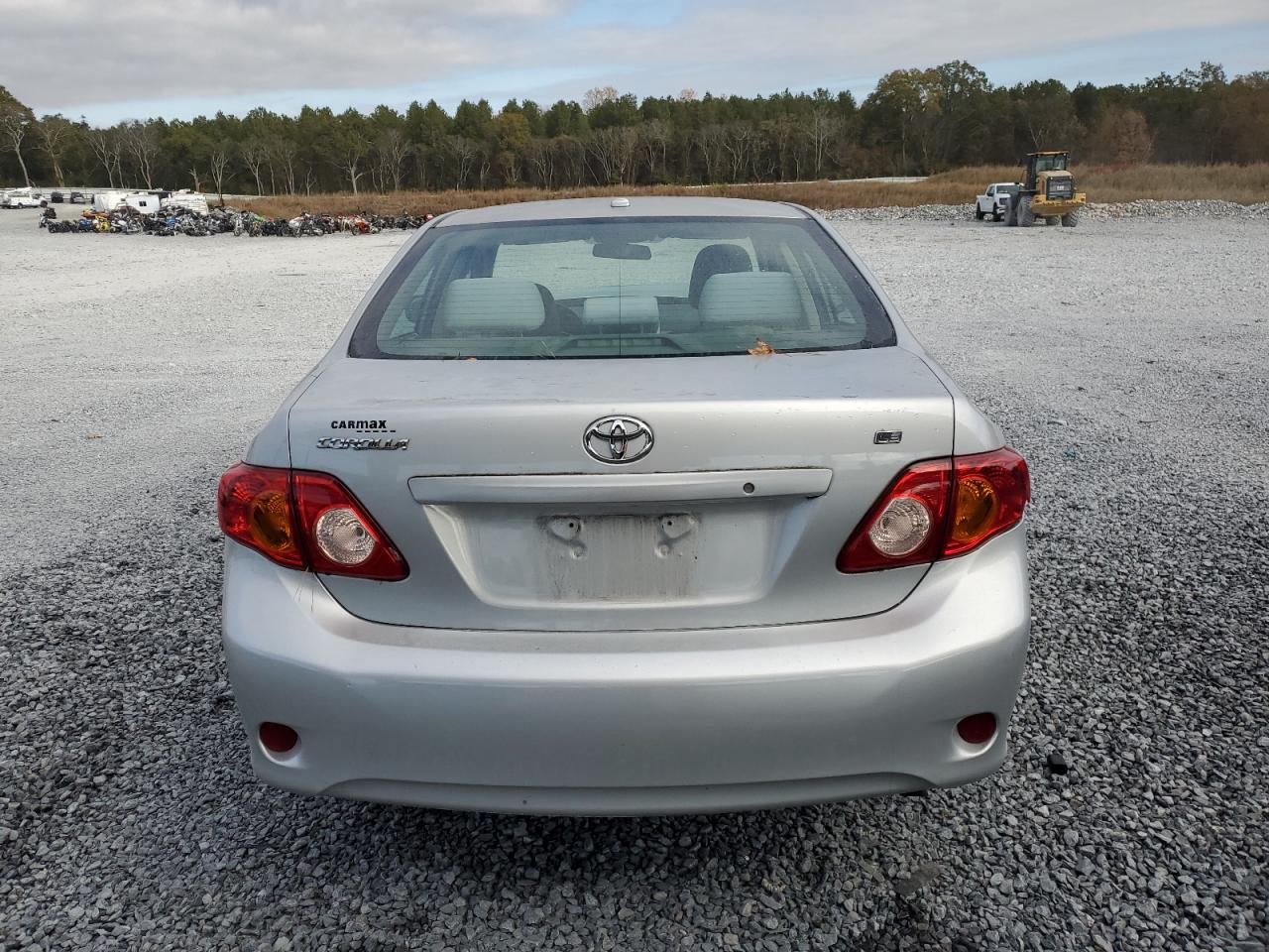 Toyota Corolla Base Image 2